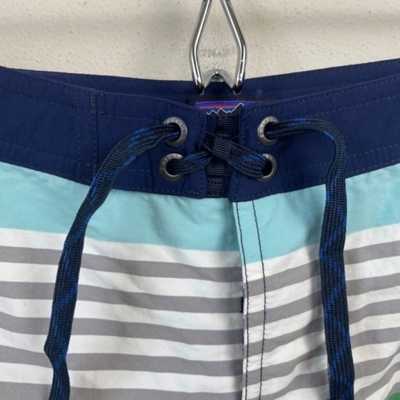 Patagonia Boys‎ Wavefarer Boardshorts 10" - Picture 5 of 8